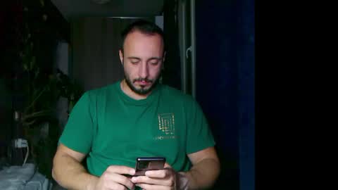 Huracane online show from 11-26-25, 02:29