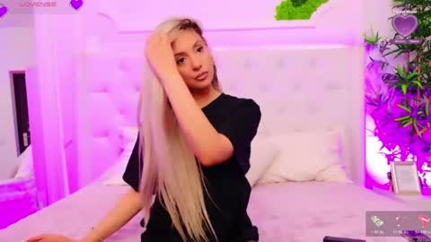 Arianna online show from 04-21-26, 02:34