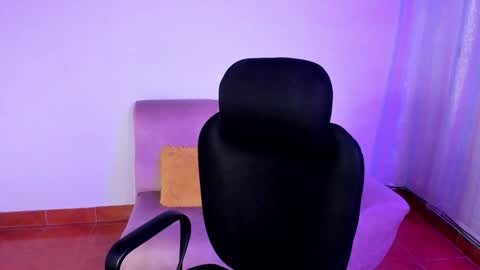 Snapshot of tabitapurple chatting on 01-15-25, 12:04 TABITA online show from 01-15-25, 12:04