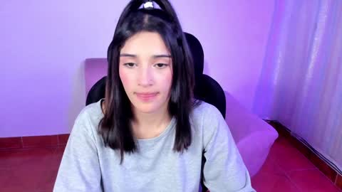 Snapshot of tabitapurple chatting on 01-19-25, 06:21 TABITA online show from 01-19-25, 06:21