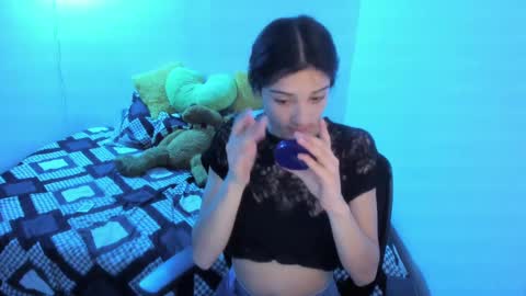 Snapshot of tabitapurple chatting on 02-10-25, 01:01 TABITA online show from 02-10-25, 01:01