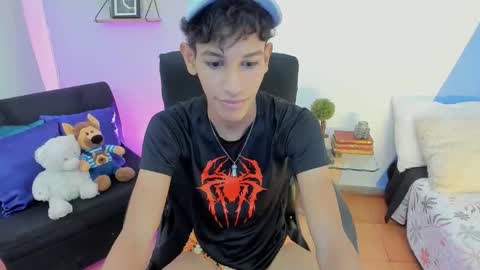 Tashi00 online show from 03-02-26, 09:21