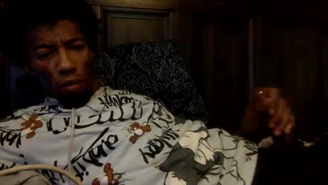 Taejhon online show from 11-03-25, 07:26