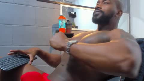 Snapshot of tafari_1 chatting on 02-06-25, 11:48 Tafari Zulu online show from 02-06-25, 11:48