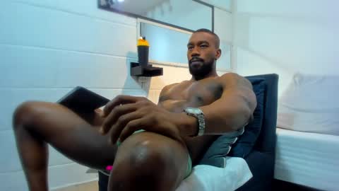 Snapshot of tafari_1 chatting on 05-07-26, 01:16 Tafari Zulu online show from 05-07-26, 01:16