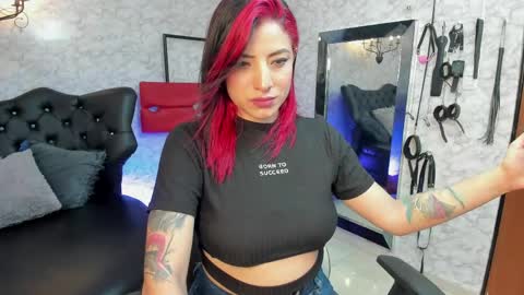 Snapshot of tafitasl4ve chatting on 05-01-26, 10:58 Tafita online show from 05-01-26, 10:58