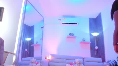 Tahiela  online show from 02-04-26, 10:54