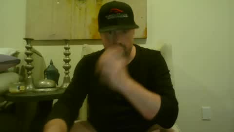 TaiBoi online show from 12-28-24, 09:42