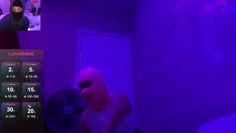 tainodaddy online show from 12-15-25, 07:23