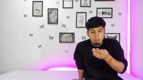 Liam and Juli online show from 12-28-24, 04:30