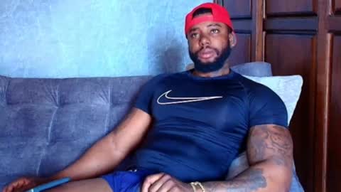 Tairon Tucke online show from 03-11-25, 02:40