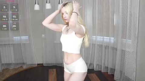Snapshot of taitechubb chatting on 05-13-26, 03:15 taitechubb online show from 05-13-26, 03:15