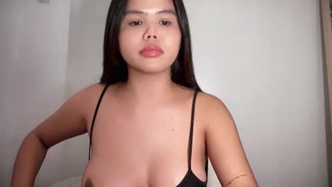 Snapshot of takashixxx69 chatting on 10-20-25, 02:01 yashie online show from 10-20-25, 02:01