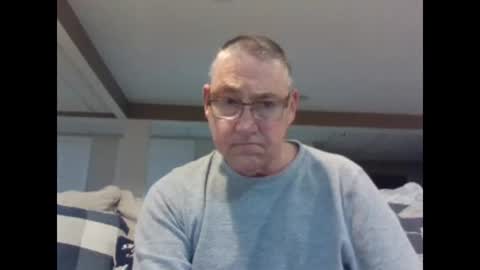 Snapshot of takeitalldown101 chatting on 01-11-25, 02:04 takeitalldown101 online show from 01-11-25, 02:04