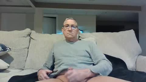 Snapshot of takeitalldown101 chatting on 02-16-25, 07:15 takeitalldown101 online show from 02-16-25, 07:15