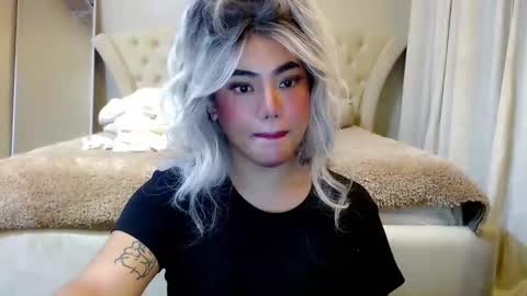 Lena online show from 01-19-25, 12:06