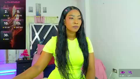 taliana  modelo independiente online show from 06-22-26, 03:36