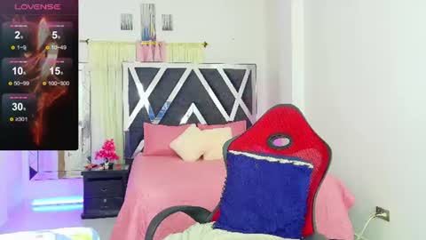 taliana  modelo independiente online show from 07-07-26, 01:08