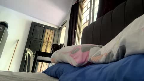 tali  online show from 10-22-25, 04:18