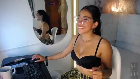 Snapshot of taliasweett chatting on 05-07-26, 07:52 taliasweett online show from 05-07-26, 07:52