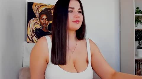Snapshot of talla_la chatting on 02-24-25, 10:48 Talla online show from 02-24-25, 10:48