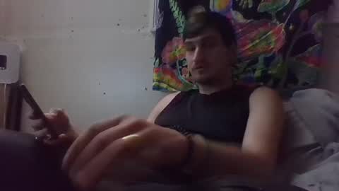 tallerandhandsomer online show from 11-18-25, 12:09