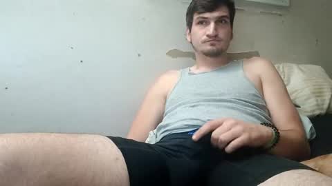 tallerandhandsomer online show from 11-19-25, 07:41