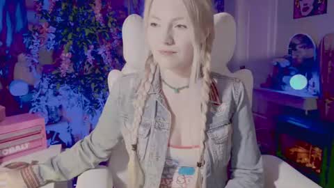 Snapshot of talulaa chatting on 07-04-26, 08:26 Talula - OF talulaa online show from 07-04-26, 08:26