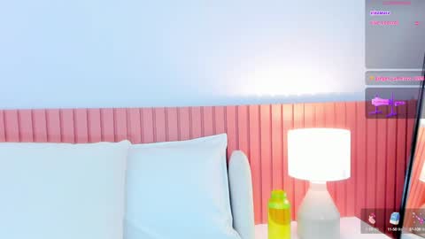 Snapshot of tamara_saenz19 chatting on 01-16-25, 02:19 Rousaly online show from 01-16-25, 02:19