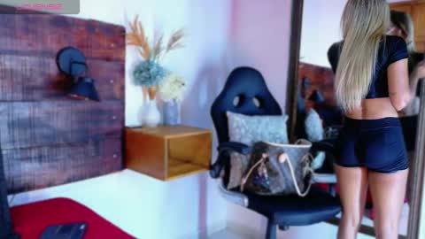    online show from 02-12-26, 10:10