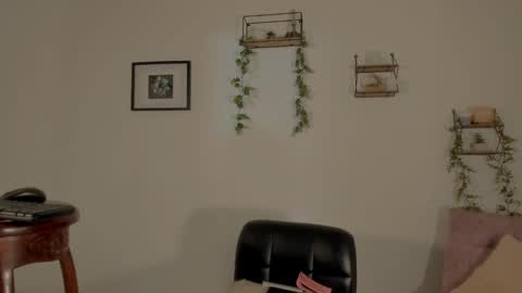  T A M A R A  online show from 03-06-26, 06:10