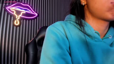 Snapshot of tamaraakins chatting on 01-07-25, 12:41 Tamy online show from 01-07-25, 12:41