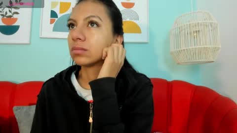 Snapshot of tamaraakins chatting on 01-15-25, 12:15 Tamy online show from 01-15-25, 12:15
