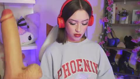 Cami 3 online show from 12-20-24, 09:32