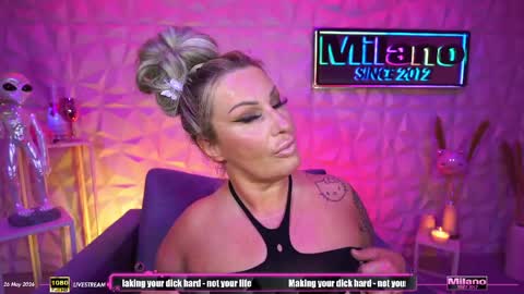 Snapshot of tamaramilano chatting on 05-26-26, 07:37 TamaraMilano online show from 05-26-26, 07:37
