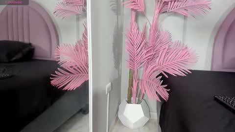 Snapshot of tamaramilleer chatting on 02-16-26, 04:30 tamaramilleer online show from 02-16-26, 04:30