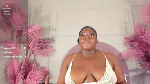 Snapshot of tamaramilleer chatting on 02-20-26, 06:26 tamaramilleer online show from 02-20-26, 06:26