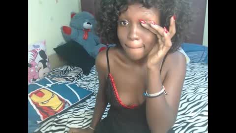 Snapshot of tamela_1 chatting on 02-26-25, 05:20 tamela online show from 02-26-25, 05:20