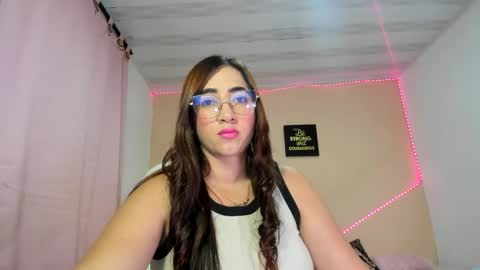 TamiDesire online show from 05-14-26, 07:53