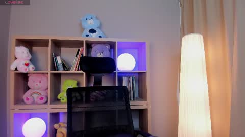 Snapshot of tammy_bellini_ chatting on 07-07-26, 12:42 tammy_bellini_ online show from 07-07-26, 12:42