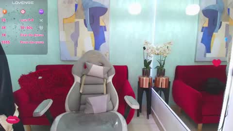 Snapshot of tammy_petit chatting on 01-11-25, 03:02 Tammy online show from 01-11-25, 03:02