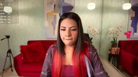 Snapshot of tammy_petit chatting on 01-21-25, 02:54 Tammy online show from 01-21-25, 02:54