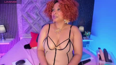 Snapshot of tammybrown1 chatting on 04-03-26, 03:48 T A M M Y online show from 04-03-26, 03:48