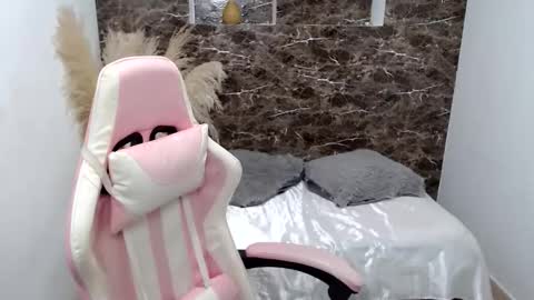 tammycooperr online show from 01-26-25, 09:08