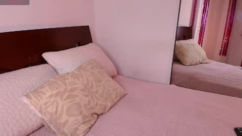 Snapshot of tammycutee0 chatting on 05-19-26, 12:27 TammyCutee online show from 05-19-26, 12:27
