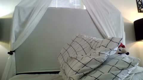 Snapshot of tammygold chatting on 05-29-26, 09:02 Tammygold online show from 05-29-26, 09:02