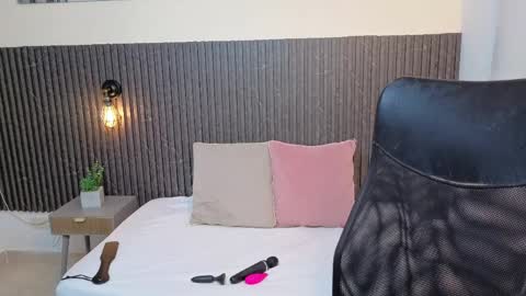 Tammy Lynn online show from 04-01-26, 12:06