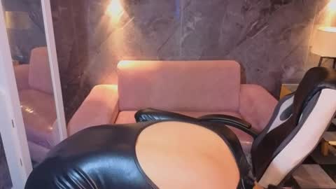 Snapshot of tamy_b_ chatting on 05-06-26, 03:35 tamy online show from 05-06-26, 03:35