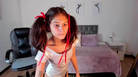 Tamy  online show from 01-12-25, 01:21