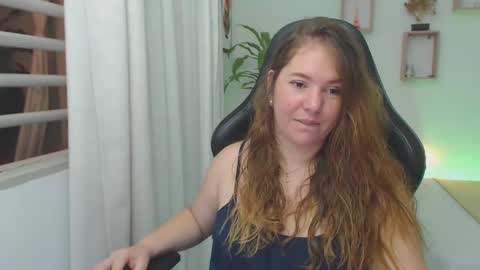 Snapshot of tamy_shine87 chatting on 12-14-24, 01:39 Im Samy online show from 12-14-24, 01:39